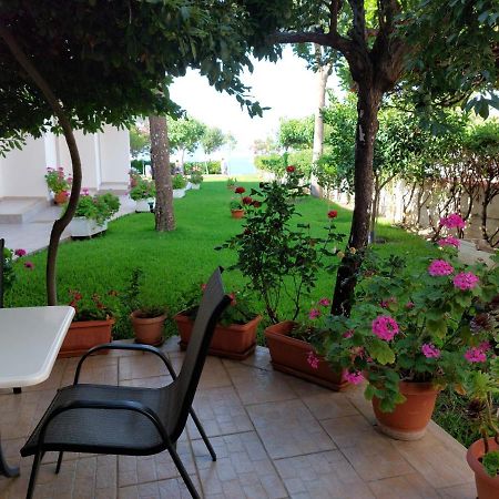 Posidonia Pension Amarinto Exterior foto