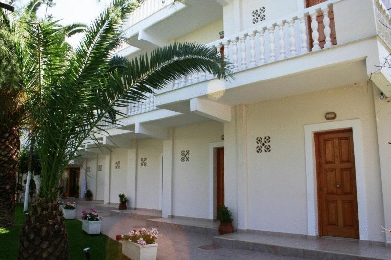Posidonia Pension Amarinto Exterior foto