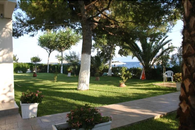 Posidonia Pension Amarinto Exterior foto