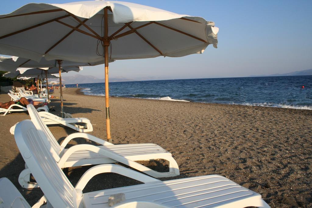 Posidonia Pension Amarinto Exterior foto