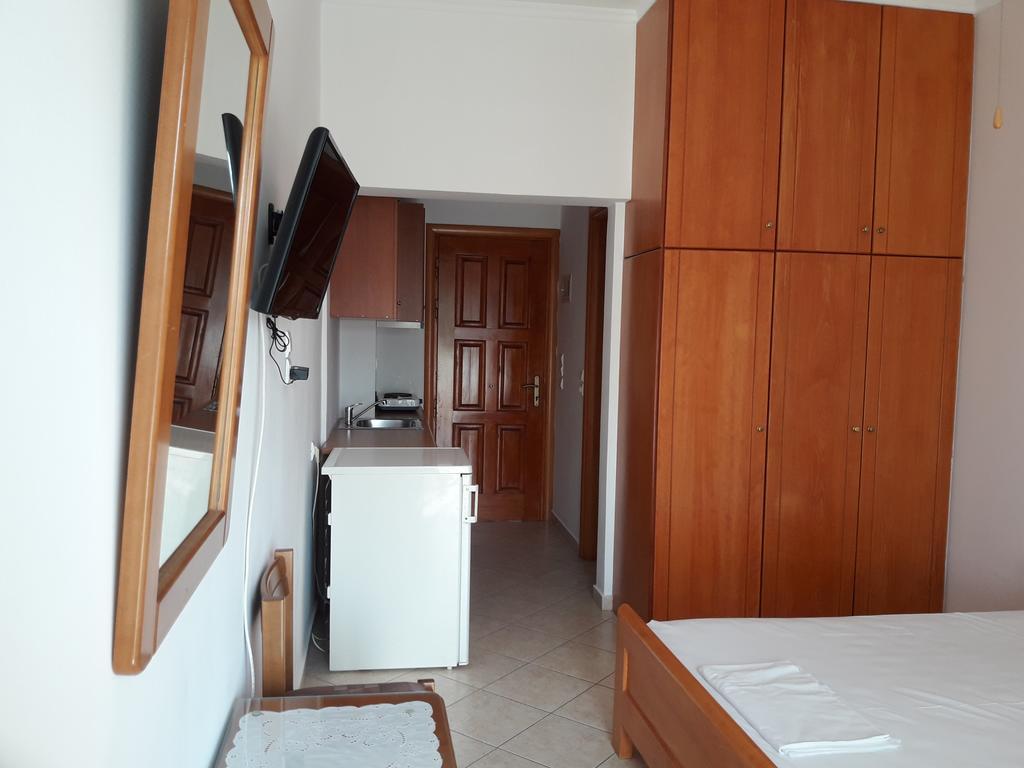 Posidonia Pension Amarinto Exterior foto